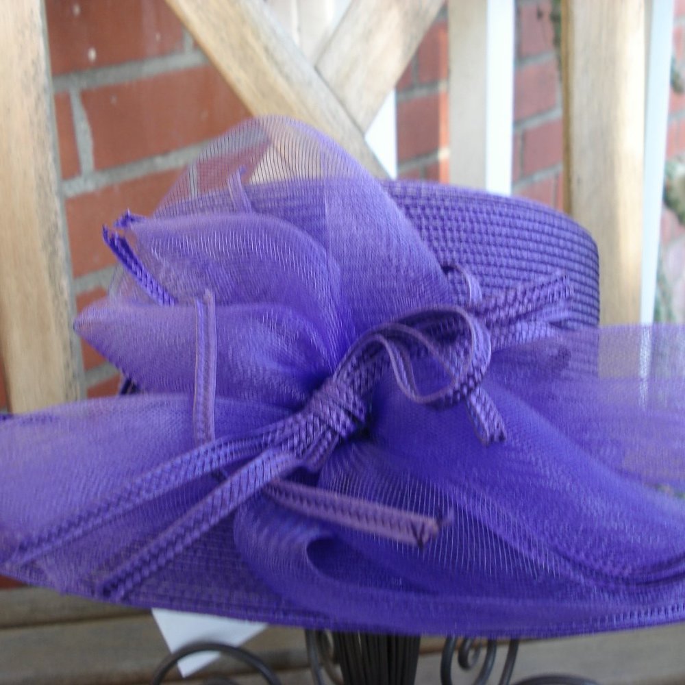 MISS BIERNER Vintage Lady Hat In Purple == NEW